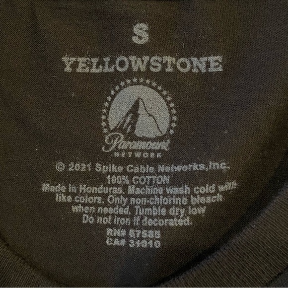 Yellowstone women's size Small Black graphic Dutton Ranch Logo short sleeve tee - Picture 5 of 5